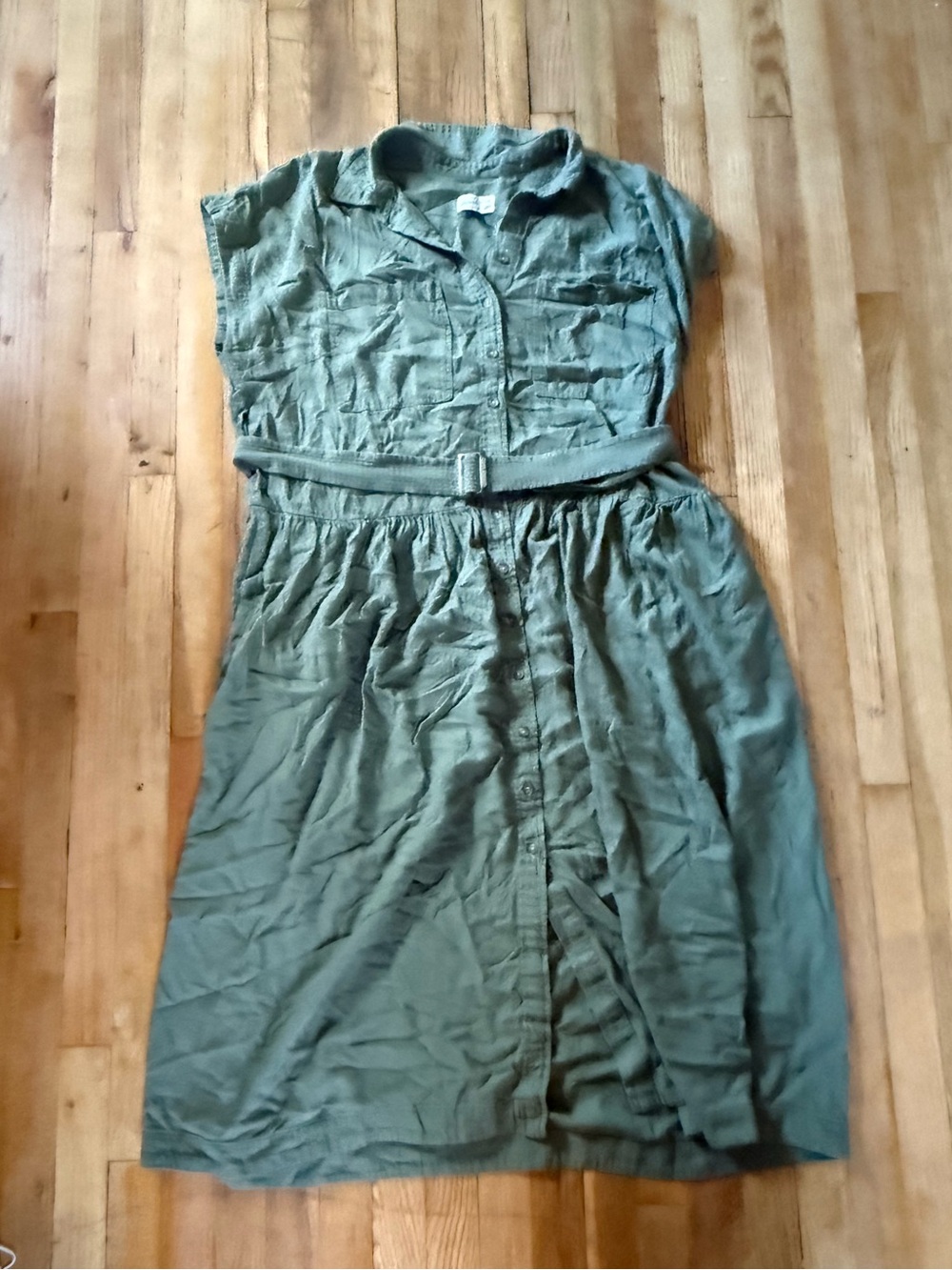 Universal Thread Olive Green Sleeveless Button-Front Midi Dress with Belt